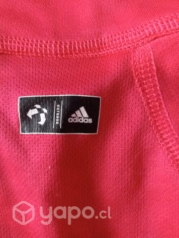 Polera Adidas original talla M (MUJER)