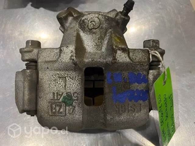 Caliper delantero derecho Daihatsu Terios 2015
