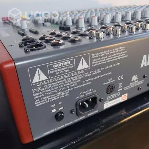 Mixer Allen & Heath ZED-22FX - Imagen 3