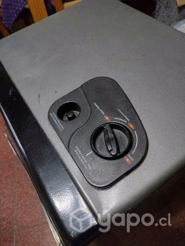 Calefactor a gas funcionando con regulador - Imagen 4