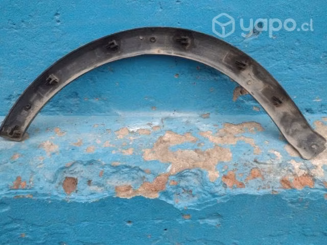 Moldura trasera der Chevrolet Corsa 2000-2008