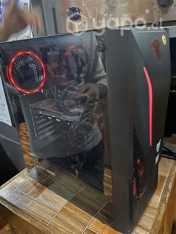 Pc gamer ,en excelente estado ,poco uso