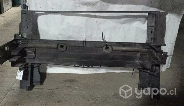 Base de radiador bmw 520 d 2013