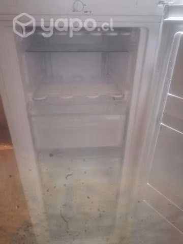 Vendo mi congeladora vertical impecable solo por a - Imagen 3