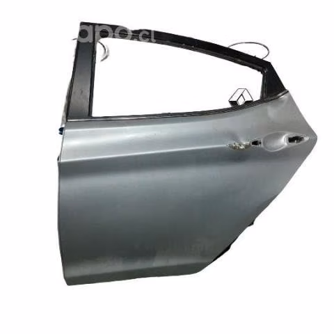 Puerta trasera izquierda hyundai elantra gls 2014