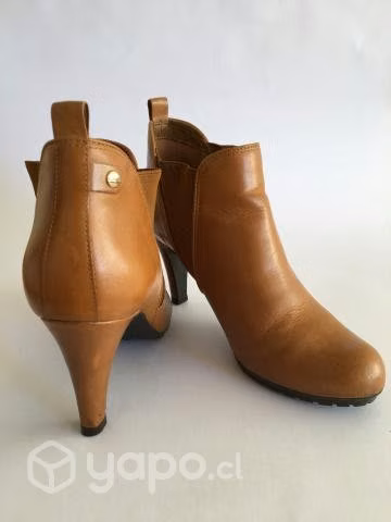 Botines Clarks Talla 35
