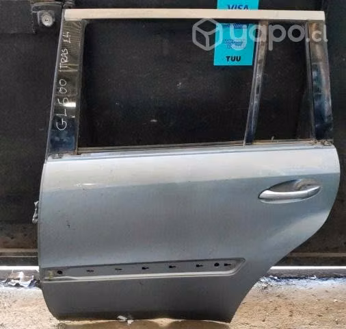 Puerta trasera izquierda gl500
