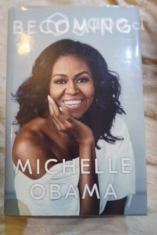 Becoming Michelle Obama