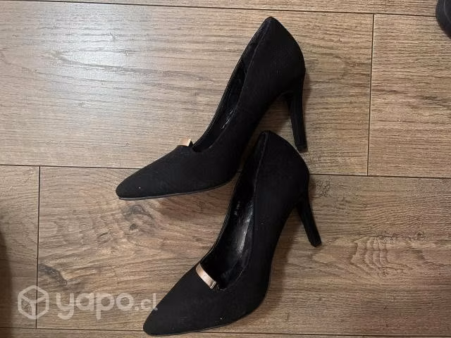 Calzado formal negro