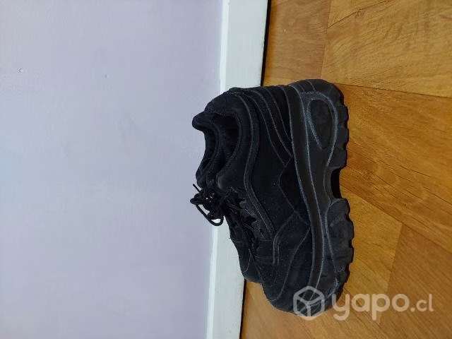 Zapatillas con plataforma negras
