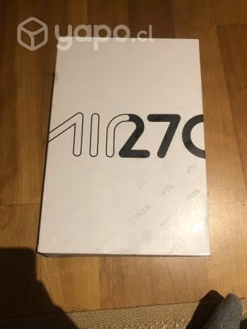 Nike Air Max 270