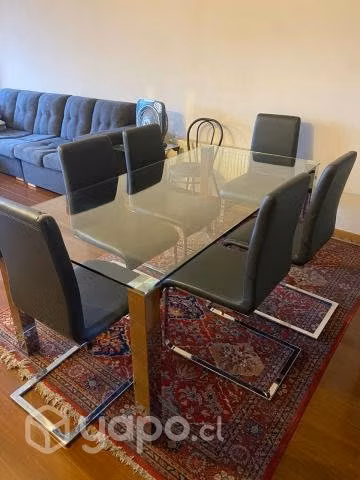 Comedor de surdiseño con 6 sillas