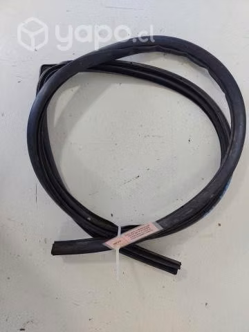 Goma Carroceria Pta Tra Der (MLA016) Mitsubis L200