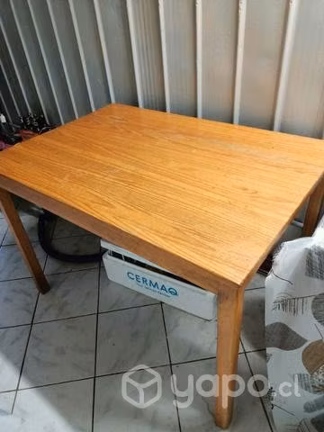Mesa en buen estado - Imagen 2