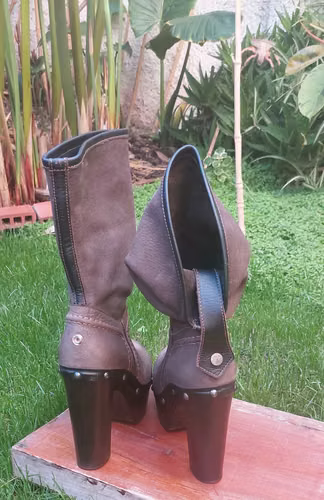 Botas Exótica talla 38
