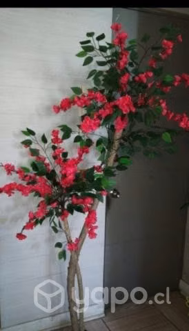Árbol y. Plantas. Artificiales