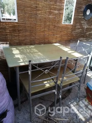 Comedor 3 silllas