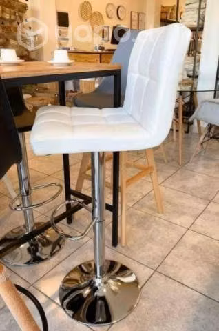 Excelentes sillas con altura ajustable Nuevas