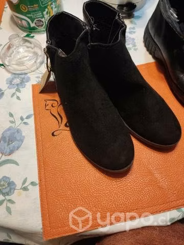 Zapatos negros