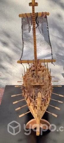 Maqueta drakkar o snekkar en madera