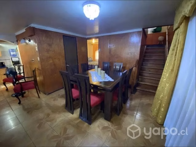 Casa De Dos Pisos 4 D & 3 B, Maipu