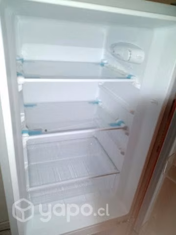 Refrigerador como nuevo 167 litros - Imagen 3