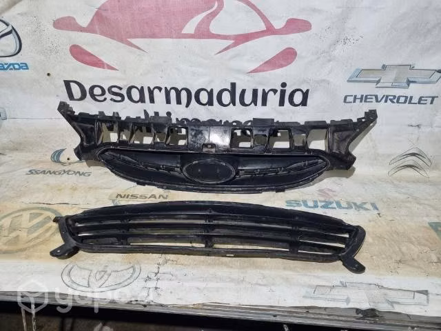 Mascara rejilla hyundai accent 12-19