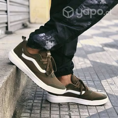 Vans ultra range verde militar