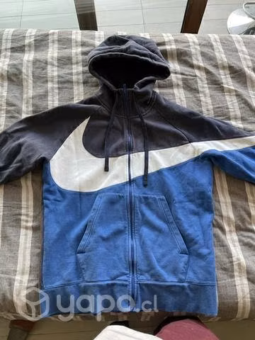 Poleron Nike talla L