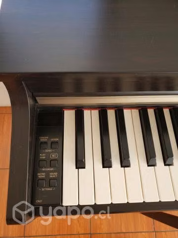 Piano kawai cn27 color cafe + sillín - Imagen 4
