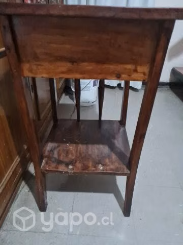 Velador más de 100 años