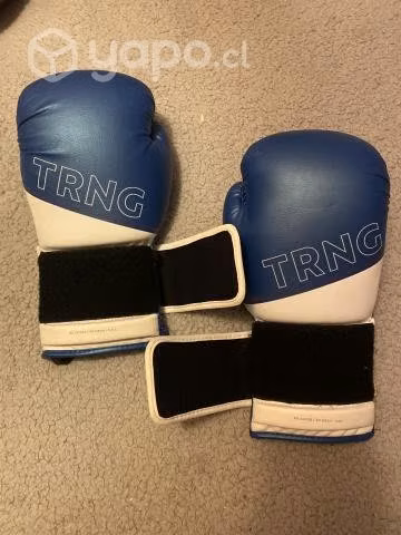 Guantes de boxeo Decathlon. 14oz (un solo uso)