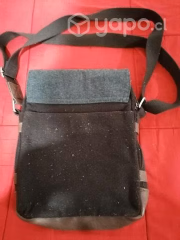 Elegante y hermoso bolso