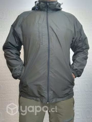 PARKAS, POLERONES y CORTAVIENTOS