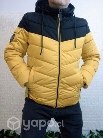 PARKAS, POLERONES y CORTAVIENTOS