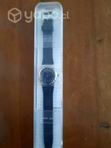 Reloj Swatch unisex negro modelo YLS 202