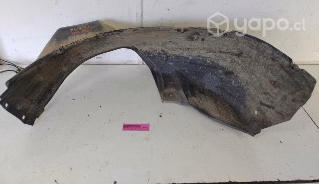 Guardafango Sup tras der (ML2250) Mitsubishi L200