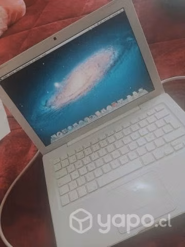 MacBook Apple