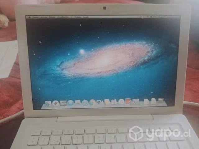 MacBook Apple