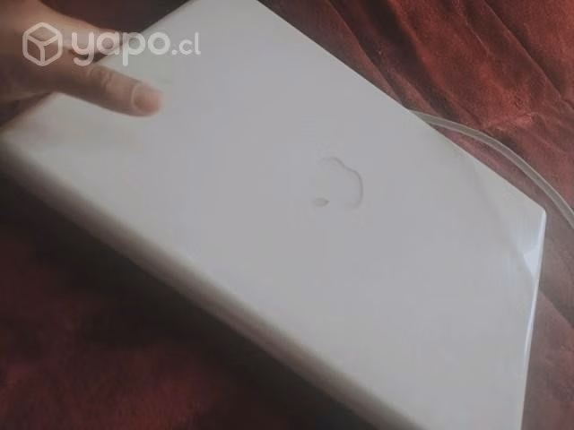 MacBook Apple