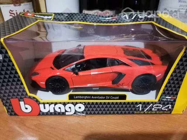 Autos deportivos de colección 1/18 - 1/24