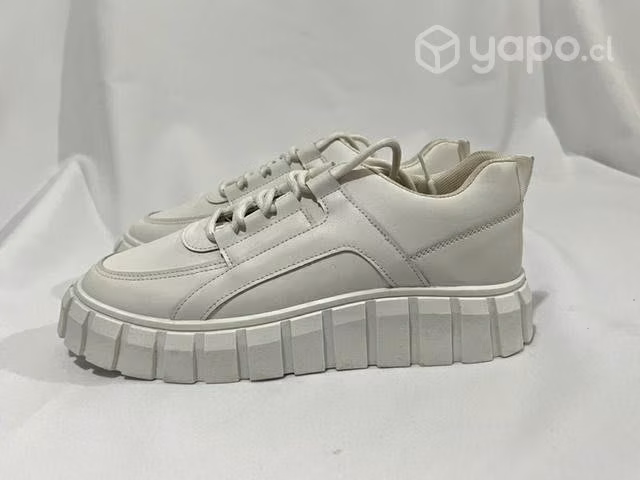 Zapatilla Sintética Marca Kanna&co N*40 Blanco