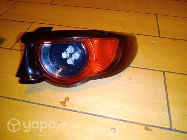 Mazda 3 2022 foco trasero izquierdo y derecho orig
