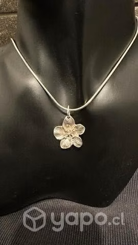 Aros y colgante de flor plata - Imagen 2