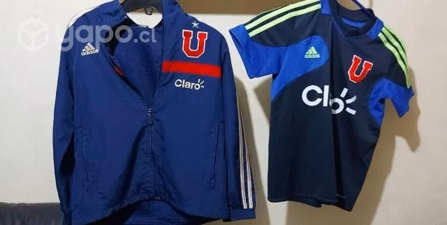Chaqueta y camiseta