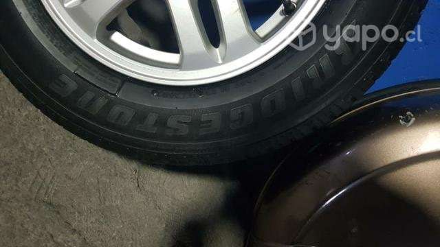 Cubre rueda y llanta con neumatico HONDA CRV 2004 - Imagen 2