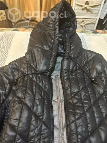 Casaca Wados solo 1 uso larga talla S/M