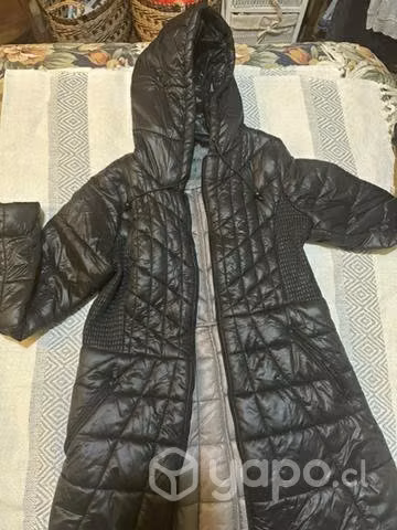 Casaca Wados solo 1 uso larga talla S/M