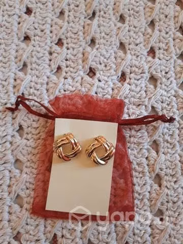 Aritos de fantasía fina