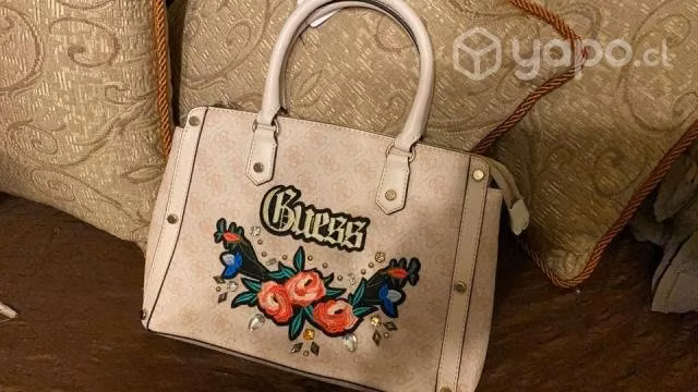 Cartera Guess